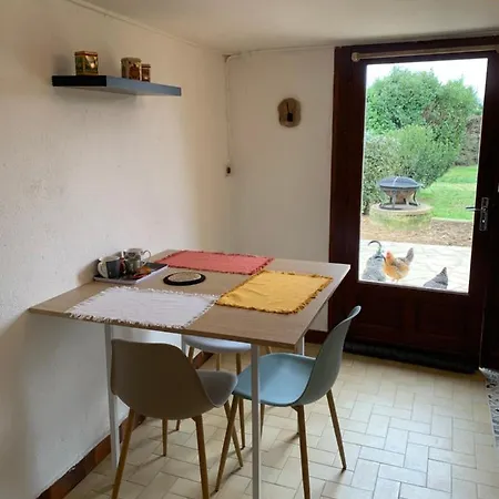 Studio Cosy, Piscine Terrasse Ensoleillee.