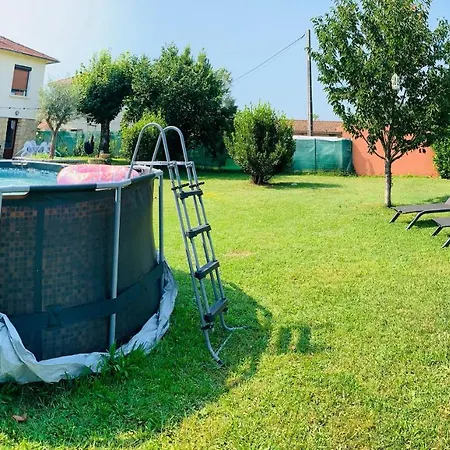 Studio Cosy, Piscine Terrasse Ensoleillee. Апартаменты
