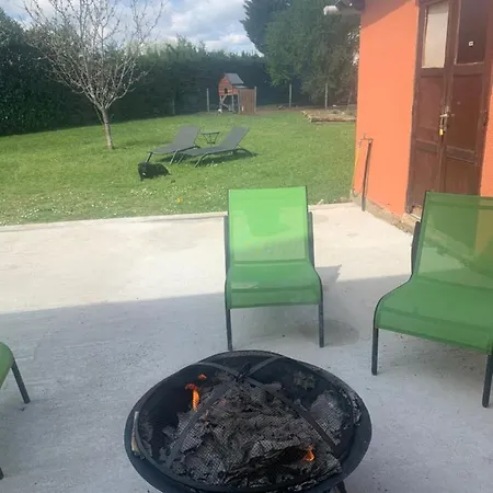 Studio Cosy, Piscine Terrasse Ensoleillee. Апартаменты *