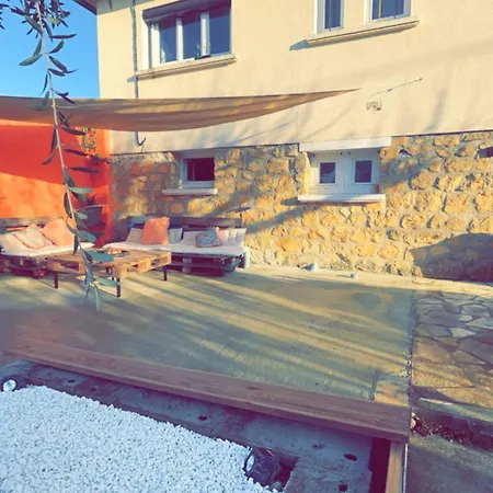 Апартаменты Studio Cosy, Piscine Terrasse Ensoleillee. *